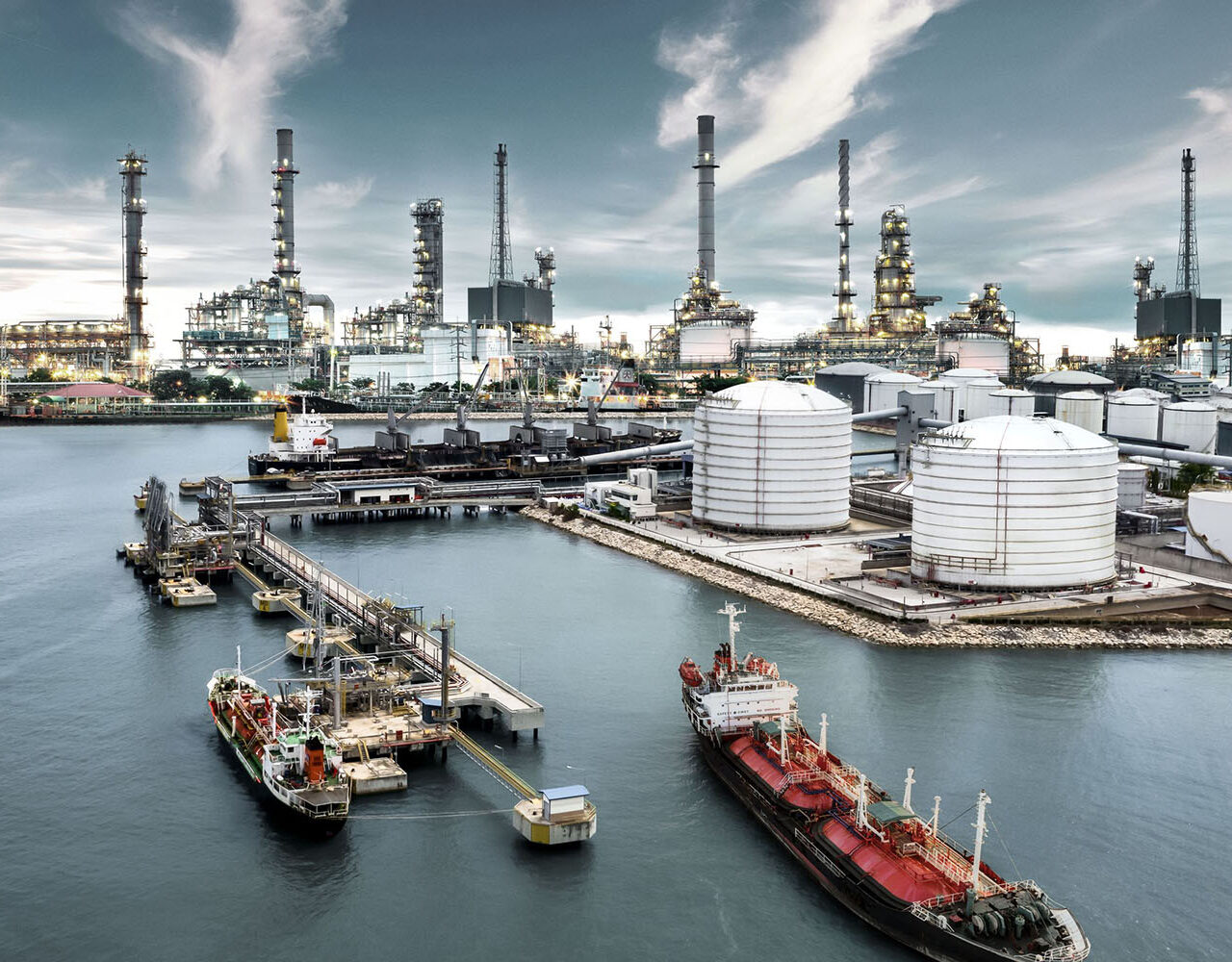 Strategic Upstream Petroleum Business Planning 
